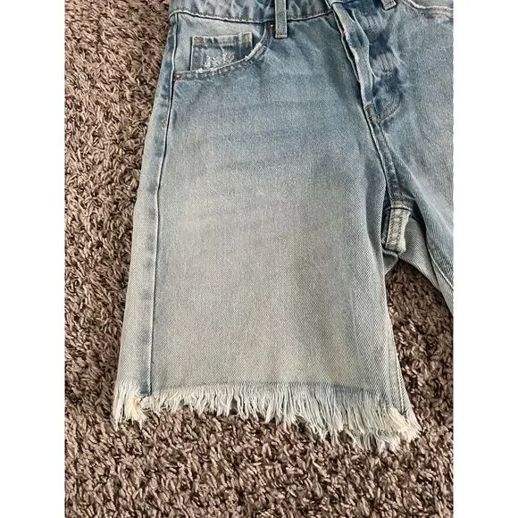 NWT Wild Fable Women's high rise Bermuda cut off Jean shorts size 0 - Picture 4 of 9
